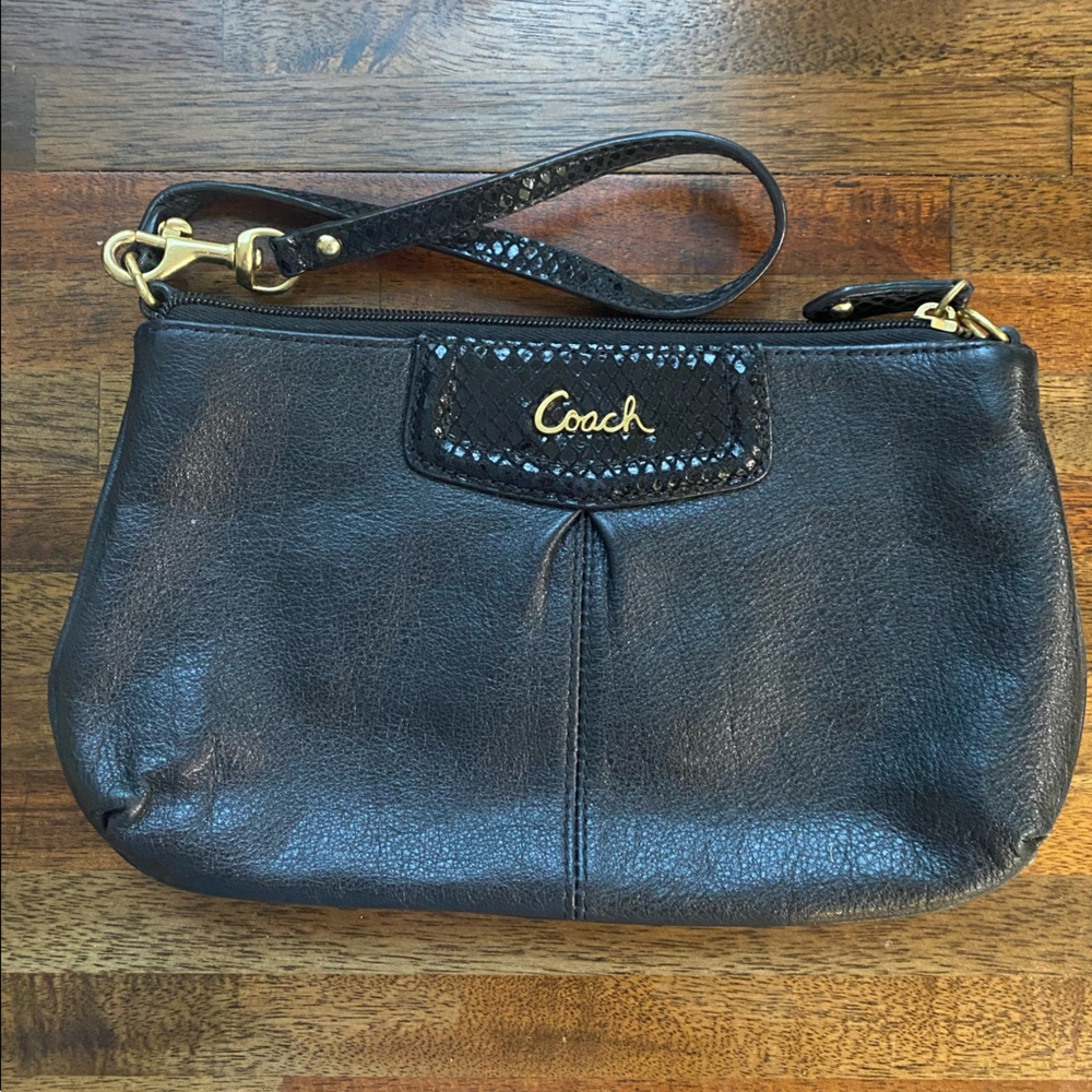 COACH BLACK WRISTLET